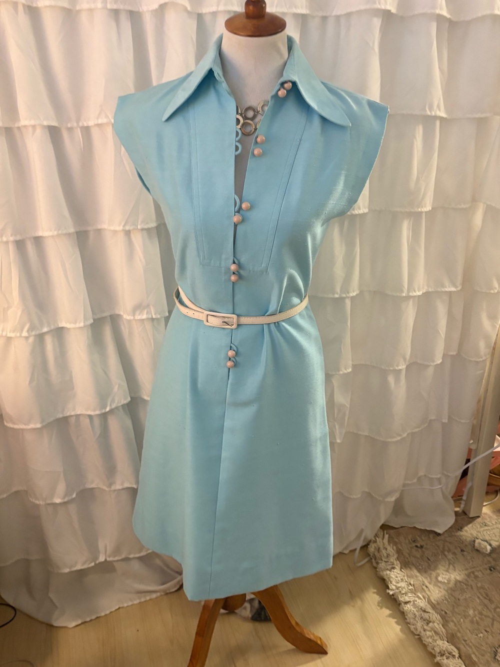 Like New Beautiful Vintage 1960’s-1970’s David Crystal Baby Blue Dress- 8